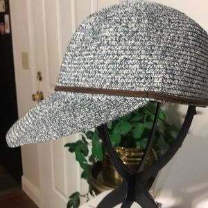 Bibbed Straw Cap🎈.  OS